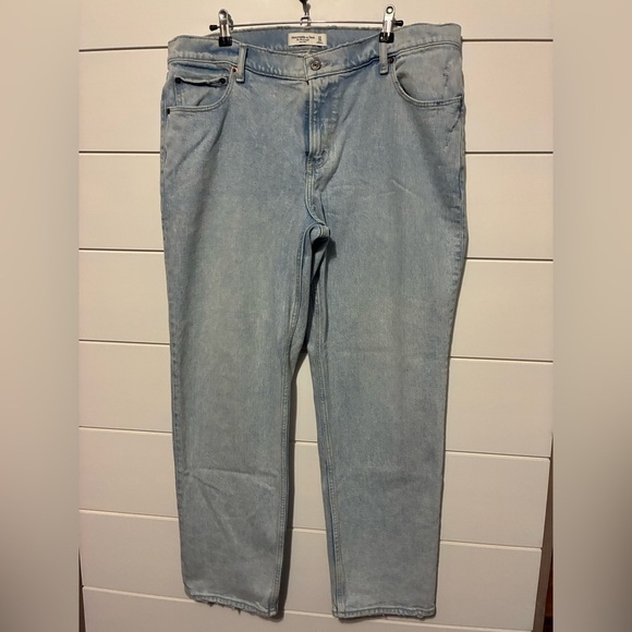 Abercrombie Low Rise 90s Straight Light Wash Blue Size 33/16R - Picture 11 of 15